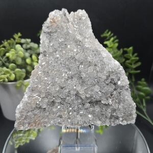 Calcite W Hematite Inclusions